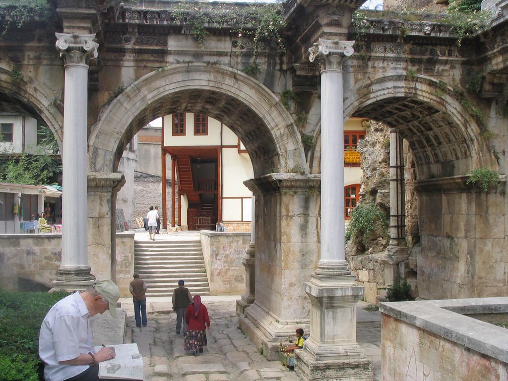 Ersoy Efe Pansiyon Aparthotel Antalya Kültér fotó